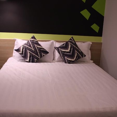 Dejaya Boutique Hotel Kuchai Lama Kuala Lumpur Esterno foto