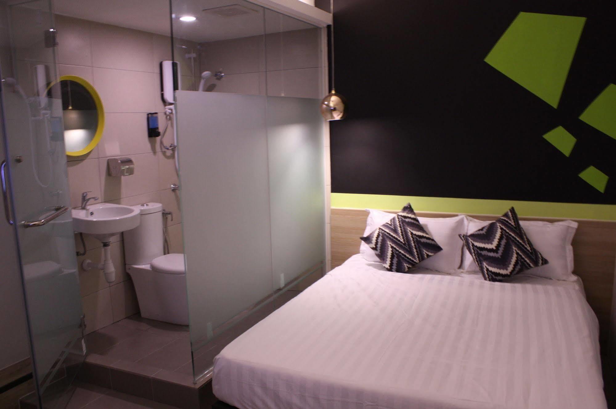 Dejaya Boutique Hotel Kuchai Lama Kuala Lumpur Esterno foto